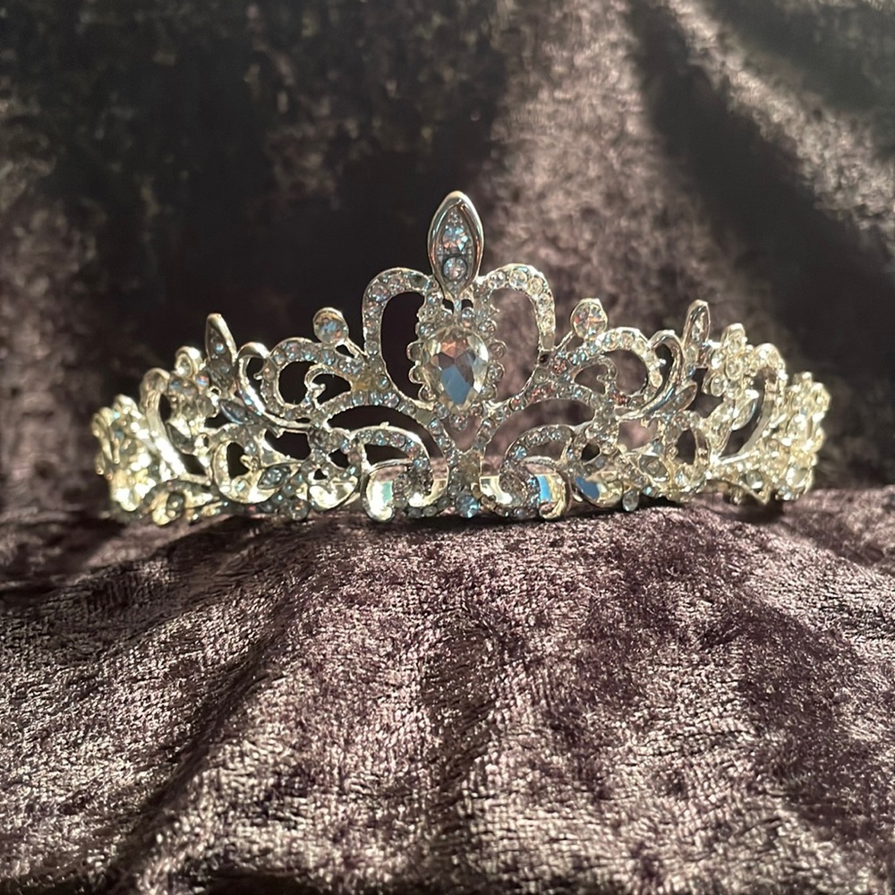 Gorgeous Tiara. Never worn. One stone missing. Wonderful quality.
